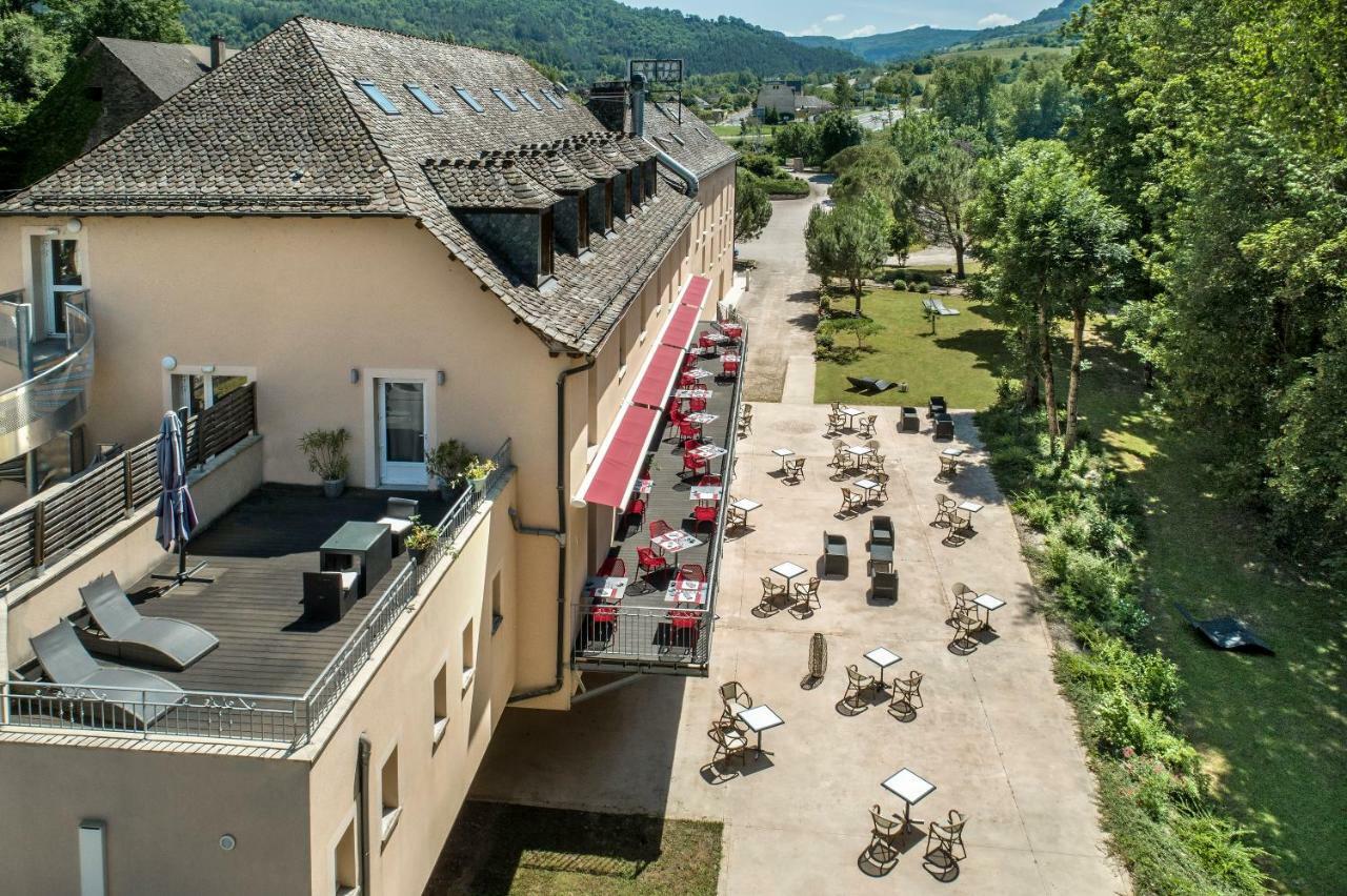Logis Hotel Restaurant Les 2 Rives - A75, En Bordure De Riviere バナサック エクステリア 写真